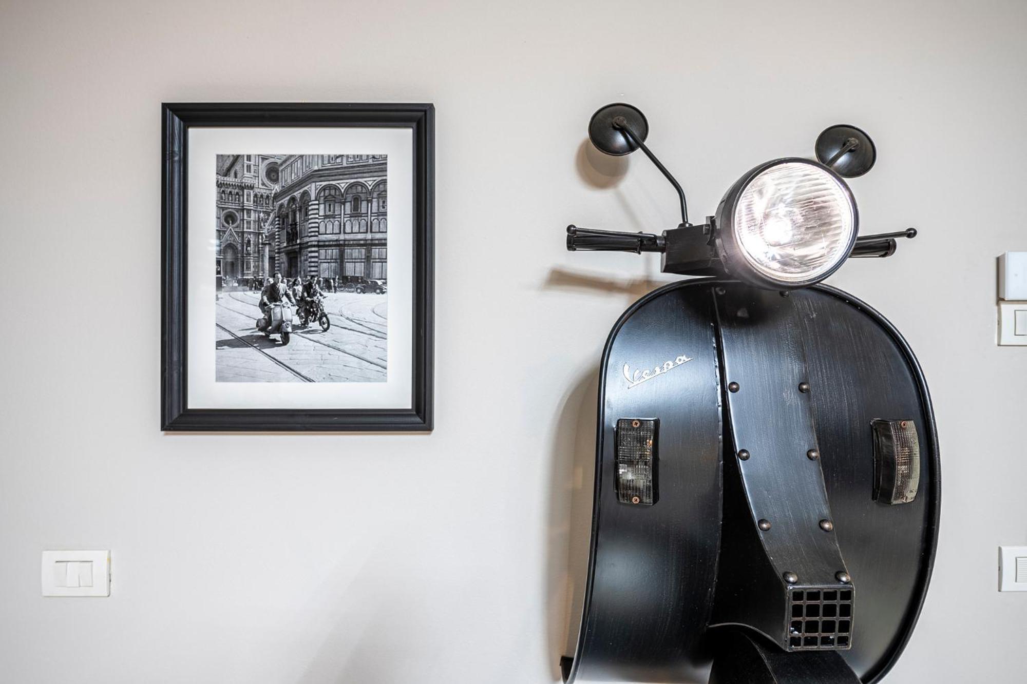 "Once Upon A Time" Cherubini Palace Thematic Apartments Free Parking Florenz Exterior foto